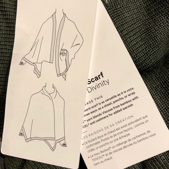 Lululemon Divinity poncho - Picture 5 of 7